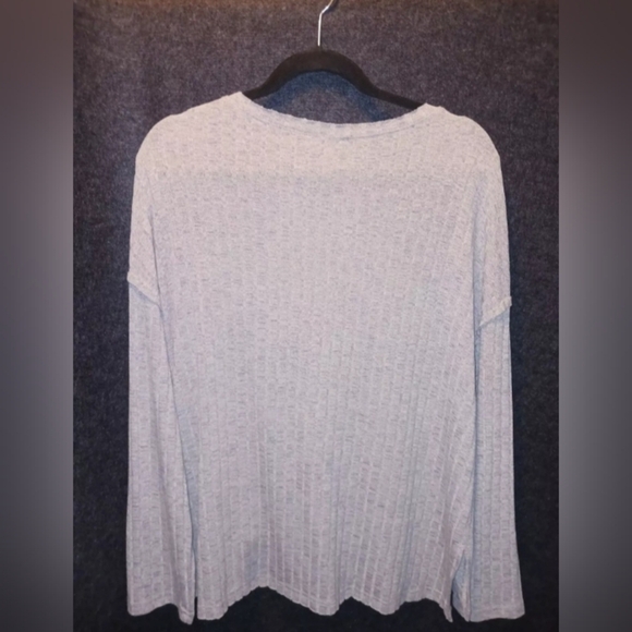 Umgee Heather Grey Long Sleeve‎ Ribbed Tunic Top Womens Size Small Side Slits - Picture 5 of 8